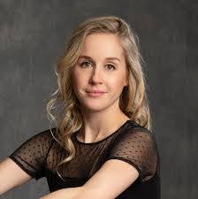 Kristy Frank's Instagram, Twitter & Facebook