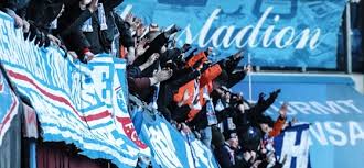 In der letzten saison wurde hansa für neun vergehen der fans zu strafen in höhe von 65.000 euro verurteilt. F C Hansa Rostock Vs 1 Fc Magdeburg Historischer Sieg Im Blau Weiss Roten Freudenmeer Turus Net Magazin