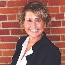 Andrea Swinehart's Instagram, Twitter & Facebook