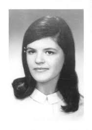 Cheryl Hively's Instagram, Twitter & Facebook