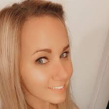 Regina Glanton's Instagram, Twitter & Facebook