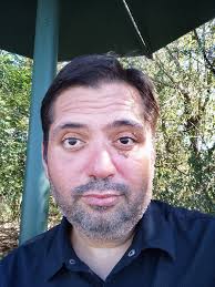 What social events are available in Orlando to meet new people?