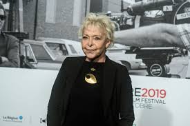 15 august 1944 in iskrets, bulgaria) is a french singer and actress. Sylvie Vartan Rend Un Hommage Emouvant A Tonie Marshall Elle Est Partie Trop Tot