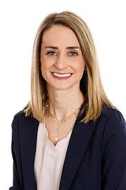 Gina Weir's Instagram, Twitter & Facebook