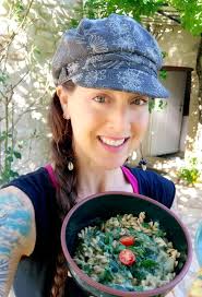 What to do with fresh spinach? Breakfast or dinner recipes please!!!!