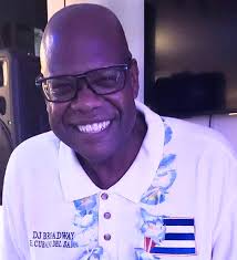 Happy birthday to the original goblet dj ..” MAD MIKE “… Mike Miller… Hope  it's a good one mate ❤️👊👊👊👊 keep spinning bro