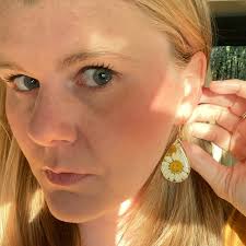 Daisy Pressed Flower Earrings