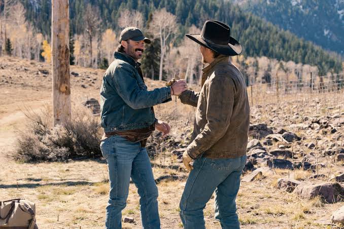 See 'Marshals' bromance with singer Riley Green and Luke Grimes