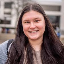 Lynise Olivacce 📸