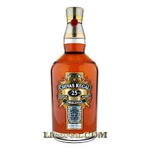 Koyu kehribar rengiyle dikkat çeken bu ultra premium viski etiketindeki 25 sayısından da anlaşılabileceği gibi en. Buy Chivas Regal Reserve 25 Years Whisky Online