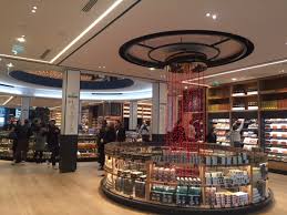 Découvrez également notre gamme de charcuterie espagnole au meilleur prix. La Grande Epicerie De Paris S Installe Rive Droite Actualite Distribution 888564