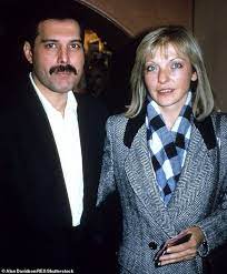 Freddie mercury and his wife mary austin. Freddie Mercury And Irreplaceable Wife Mary Austin Reveal Romance Mary Austin Freddie Mercury Queen Freddie Mercury