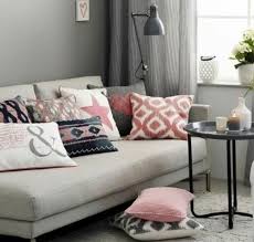 Tetradic color schemes are built by creating a rectangle on the color wheel. 1001 Ideas For Colors That Go With Gray Walls
