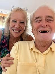 Steven Rodrigues's Instagram, Twitter & Facebook