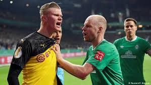 Currently, borussia dortmund rank 5th, while werder bremen hold 13th position. Borussia Dortmund S German Cup Exit Reveals Overreliance On Haaland Heroics Sports German Football And Major International Sports News Dw 04 02 2020