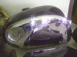 Honda cb150r streetfire merah hasil karya adhi wicaksono ini tampak sangat gahar. Tangki Cb Dream Cover Chrome Cb Custom Modifikasi Facebook