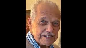 Santo Squillacioti, 96, longtime West Islip resident, fought at Battle of  the Bulge