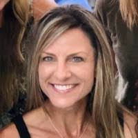 Kim Bunton's Instagram, Twitter & Facebook