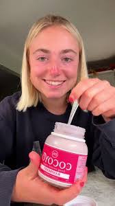 Malou Lee's Instagram, Twitter & Facebook