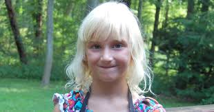 If You Can Dream, You Can Draw!: Student Artist Profile: Carmen Rowe