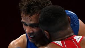 Moroccan Olympic boxer channels Mike Tyson with attempted ear bite