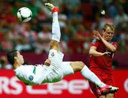 Portuguese National Team Captain Cristiano Ronaldo Shows Off His On Field Acrobatics With A Kick Next To Michal Kadlec Ronaldo Cristiano Ronaldo Soccer Scores