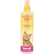 Amazon Com Vet S Best Waterless Cat Bath No Rinse Waterless Dry Shampoo For Cats Veterinarian Formulated 4 Ounces Pet Shampoos Pet Supplies