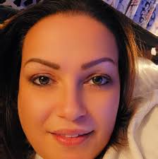 Scoring bread for even cuts