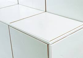 Wir haben die schienen bei bauhaus gekauft, 1,50 m hat 29,25 eur gekostet. Fliesen Kantenschutz Dekorative Fliesenschienen Obi