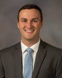 Bradley Munn's Instagram, Twitter & Facebook