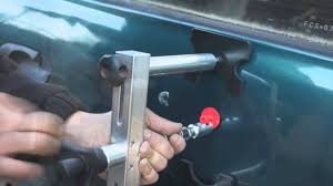 Ventuza profesionala pentru reparatii tinichigerie auto, avarii usoare / indreptare tabla ventuza este foarte puternica si poate fi folosita si pentru alte lucrari, ex.: Artizan Maligne Danemarca Aparat Indreptat Lovituri Grindina Euro Nunta Ro