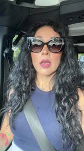 Angelica Casanas (@angelicacurves)