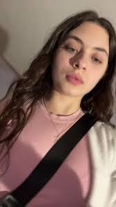 Avery Laird's Instagram, Twitter & Facebook