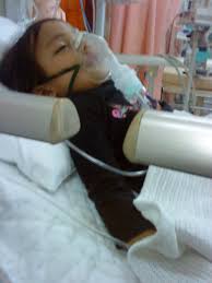 Ini mungkin termasuk demam panas, sakit kepala, muntah, sakit otot dan sendi, serta ruam pada kulit. Batrice Warded High Dependency Ward Hospital Kluang Mezanna11