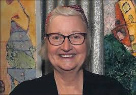 Dianne Longley's Instagram, Twitter & Facebook