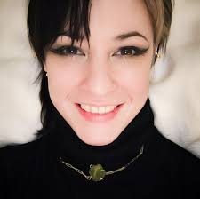 Is this right for fake people ordering wine to impress fake friends?