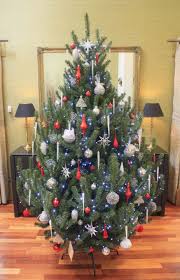 According to one legend, late one evening, martin luther was walking home through the woods. Best Christmas Trees 2020 Where To Buy The Best Real And Artificial Trees