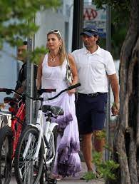 E l año 1988, marilisa maronesse se presentó a miss venezuela, en esa ocasión, la abogada de profesión conoció a elmer figueroa, el cantante más conocido como chayanne. Su Mujer Marilisia La Verdadera Pasion De Chayanne