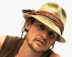 Weekender: Tom Maccoy, sculptor and handyman, 26