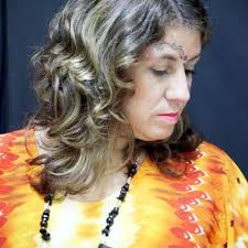 Stream Ella Ponce Uribe