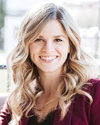 Deanna Kendrick's Instagram, Twitter & Facebook