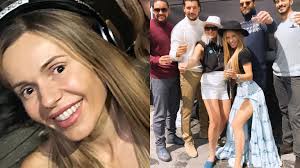 20 kwietnia 2018 piotr krysiak jest autorem głośnej książki pt. Top Model Gwiazda Show Dolaczyla Do Obsady Filmu Dziewczyny Z Dubaju
