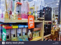 Today, its fashionable collections also include dinnerware, bedding sets, and decorative items. Florida Fl South Miami Beach Sobe Pier One Imports Chain Retailer Store Stores Businesses District Home Decor Interior Design Gifts Pac Stock Photo Alamy