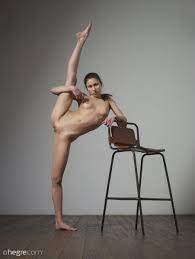 Congratulations, you've found what you are looking flexible posing with jessica ? Eva Clarice All Naked Flexible Brunette Posing In Extreme Figures On The Chair L R18hub