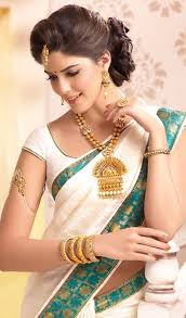 Simple hairstyle for saree pictures. 27 Simple Hairdo With Saree