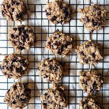 Peanut Butter Banana And Chocolate Chip Breakfast Cookies Healthy Recipes Ww Canada Recipe Breakfast Cookie Recipe Breakfast Cookies Breakfast Cookies Healthy