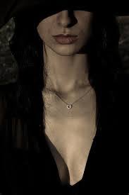 Molly Thorne's Instagram, Twitter & Facebook