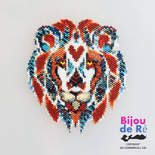 Hey J Ai Trouve Ce Super Article Sur Etsy Chez Https Www Etsy Com Fr Listing 626881675 Sautoir Tete De Lion Seed Bead Art Beaded Animals Seed Bead Patterns