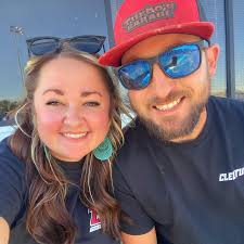 just out of interest does anyone have a coffee trailer truck in kansas or  missouri?