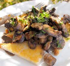 Weekly Meal Plan And A New 5 2 Diet Recipe For Fast Days Creamy Garlic Mushrooms On Toast 190 Calories Recipe Creamy Garlic Mushrooms Cooking Dinner Diet Recipes